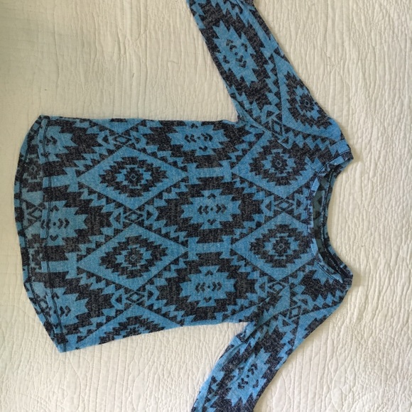 Sweater - Picture 1 of 1